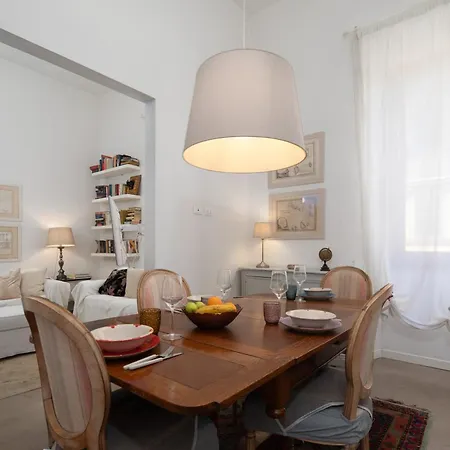 Carnesecchi Elegant Apartment Florence