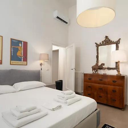 Carnesecchi Elegant *